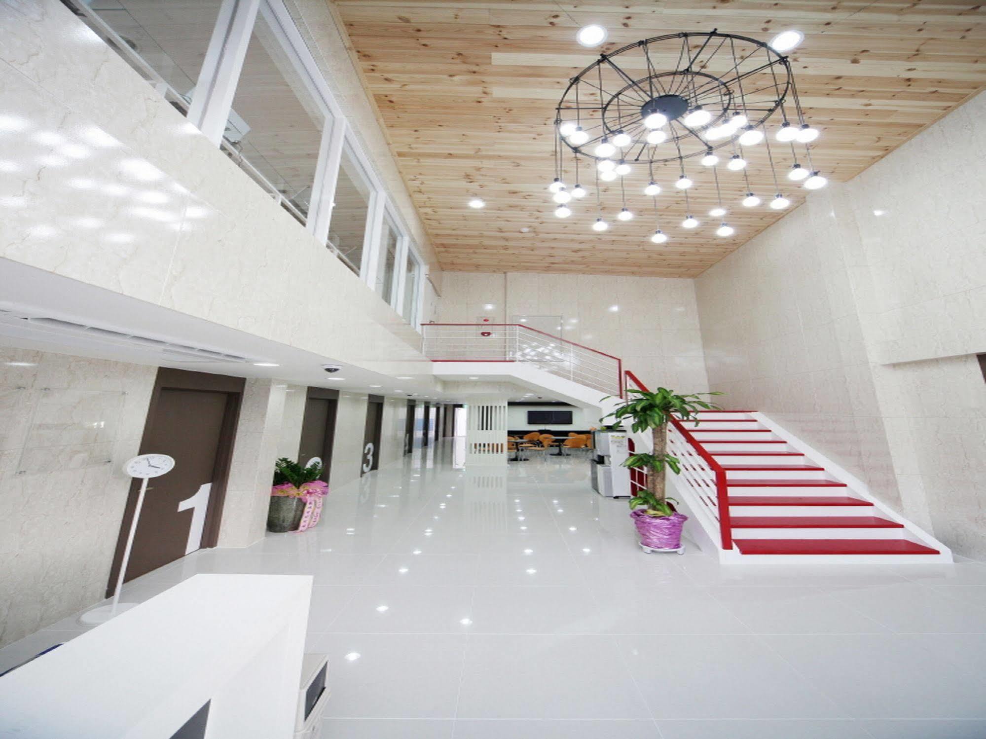 Sol Guest House_Haeundae Busan Esterno foto